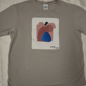 Zara tan T-Shirt Art 1/95 Archivio Abstract Print